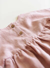 Блідо-рожева лляна дитяча сукня вільного кроя з цільнокроєним рукавом